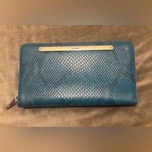 Fossil “Liza Zip” Teal Leather Snakeskin Wallet NWT
